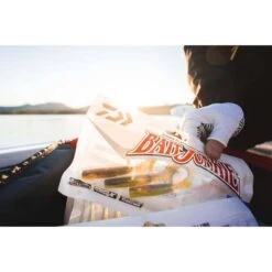 Daiwa BaitJunkie Grub Soft Plastic Lure 4in Creaming Soda 5 Daiwa BaitJunkie Grub Soft Plastic Lure 4in Creaming Soda -Fishing Store BCF 597266 01 creamingsoda hi res