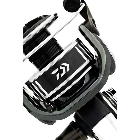 Daiwa BG MQ 8000-H Spinning Reel 6 Daiwa BG MQ 8000-H Spinning Reel - Image 4