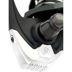 Daiwa BG MQ 18000 Spinning Reel -Fishing Store BCF 604117 02 hi res