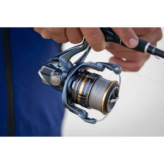 Shimano Ultegra Spinning Reel 1000FC 5 Shimano Ultegra Spinning Reel 1000FC - Image 3