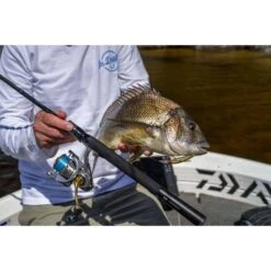 Daiwa Freams LT Spinning Reel 5000-CXH 18 Daiwa Freams LT Spinning Reel 5000-CXH -Fishing Store BCF 613018 07 hi res